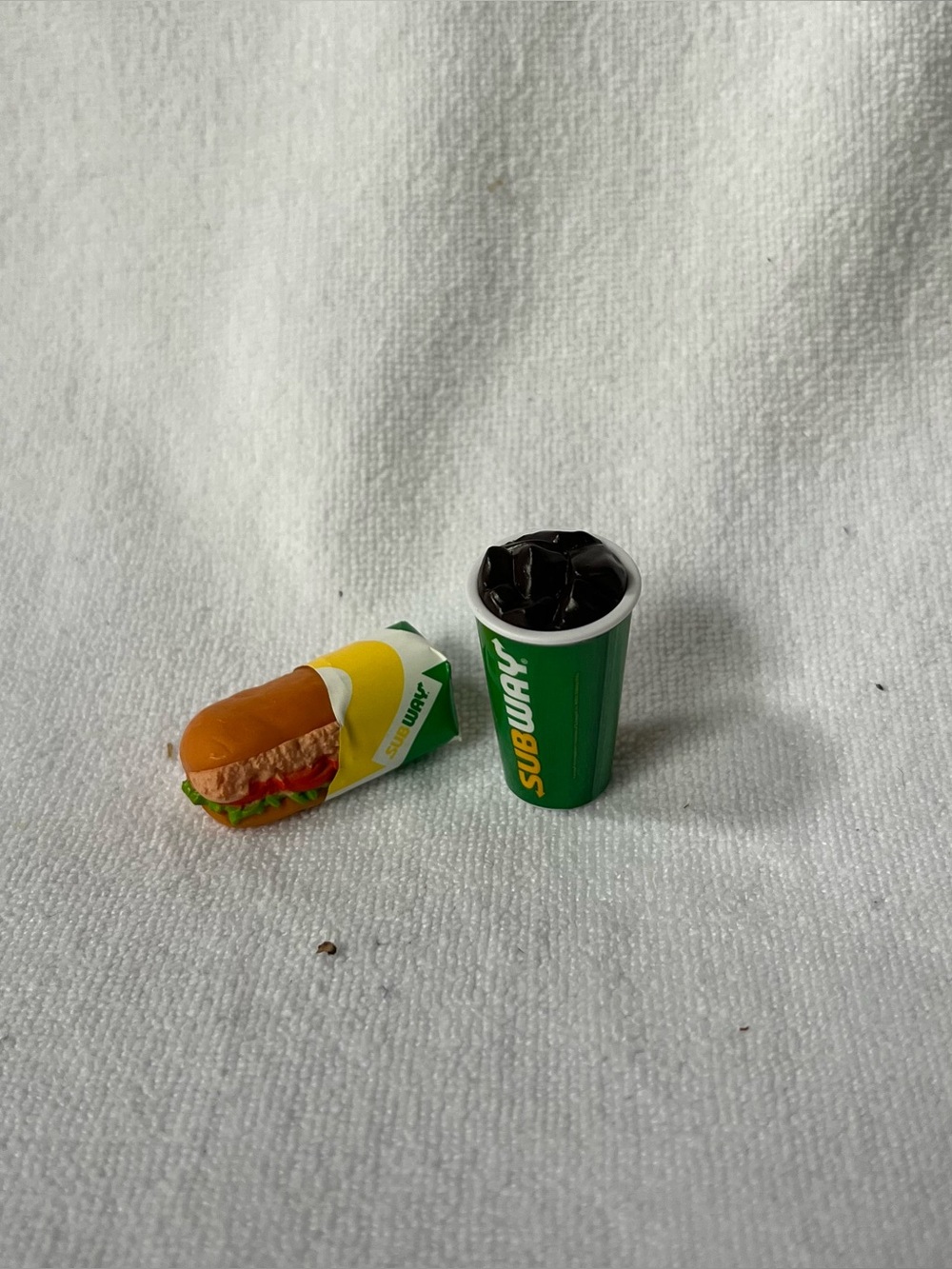 Zuru Foodie Mini Brands 5-Subway Soda Cup And Tuna Sub Sandwich Set